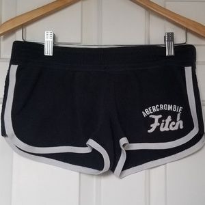 💙 Medium ambercrombie & Fitch short shorts